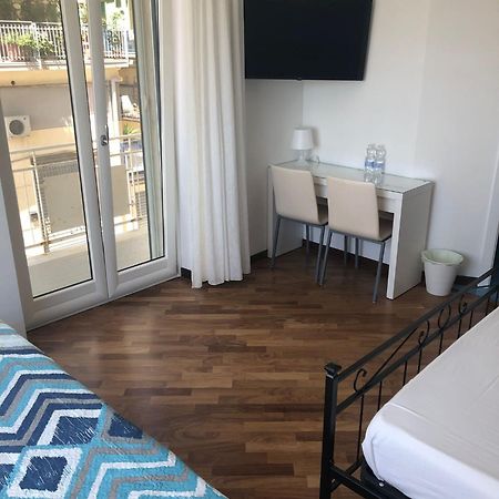 Hotel Blue Sea Salerno Zewnętrze zdjęcie
