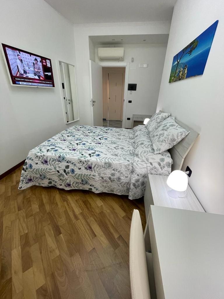Hotel Blue Sea Salerno Zewnętrze zdjęcie